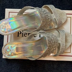 Pierre Dumas sequin dress shoes size 8